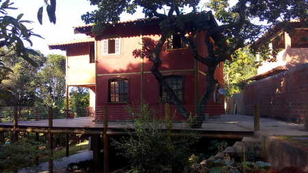 Espaço Escalarte (Hostel Gruta da Lapinha - Escalada e Artes)