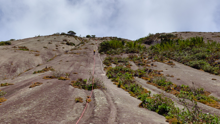 Via Normal da Pedra Azul